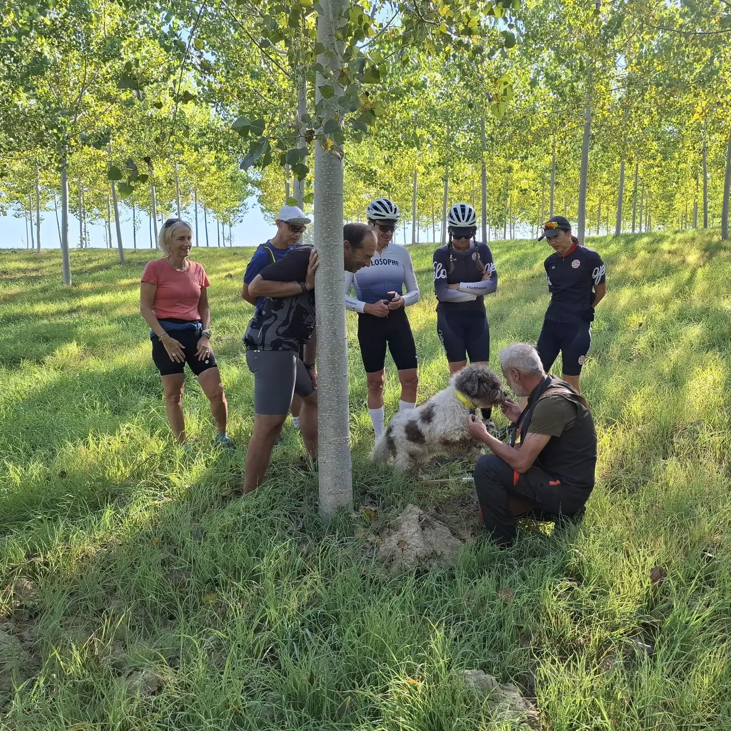 Découverte de la recherche de truffes avec un chien en Toscane